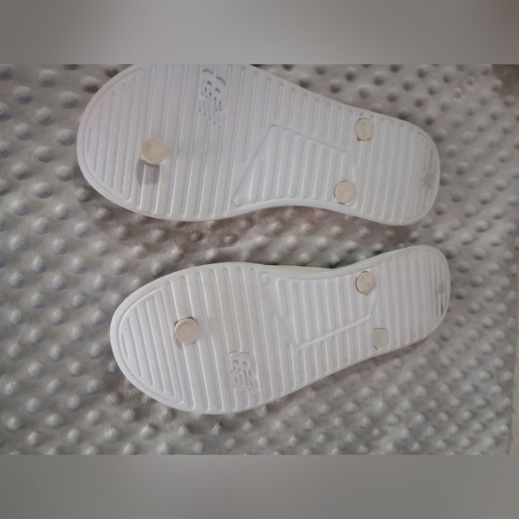 New balance sandals shoes for men's size 10 - Picture 3 of 5